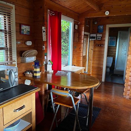 Tudor Lodge With Pool & Bbq Cabin Liskeard Buitenkant foto