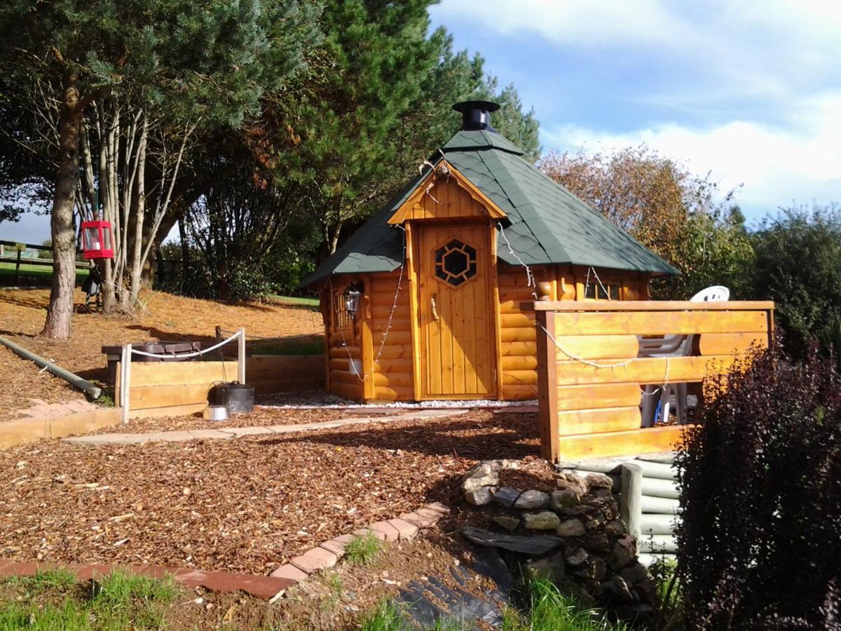 Tudor Lodge With Pool & Bbq Cabin Liskeard Buitenkant foto