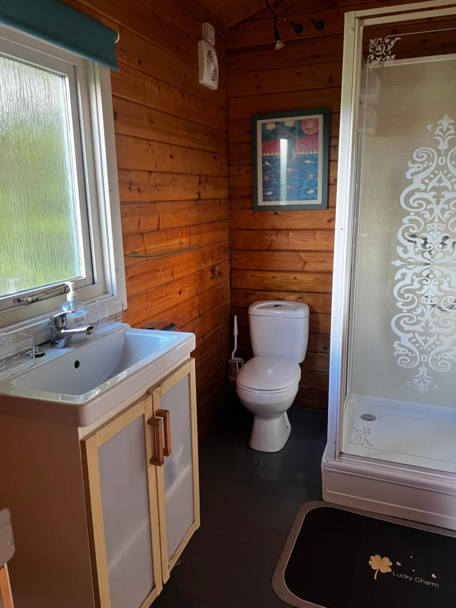 Tudor Lodge With Pool & Bbq Cabin Liskeard Buitenkant foto